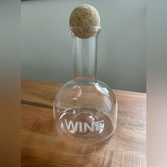 Artland Glass “Wine” Decanter w Orb Cork - Picture 1 of 4